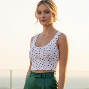 New- Floral Sleeveless Crop Top - White and Red